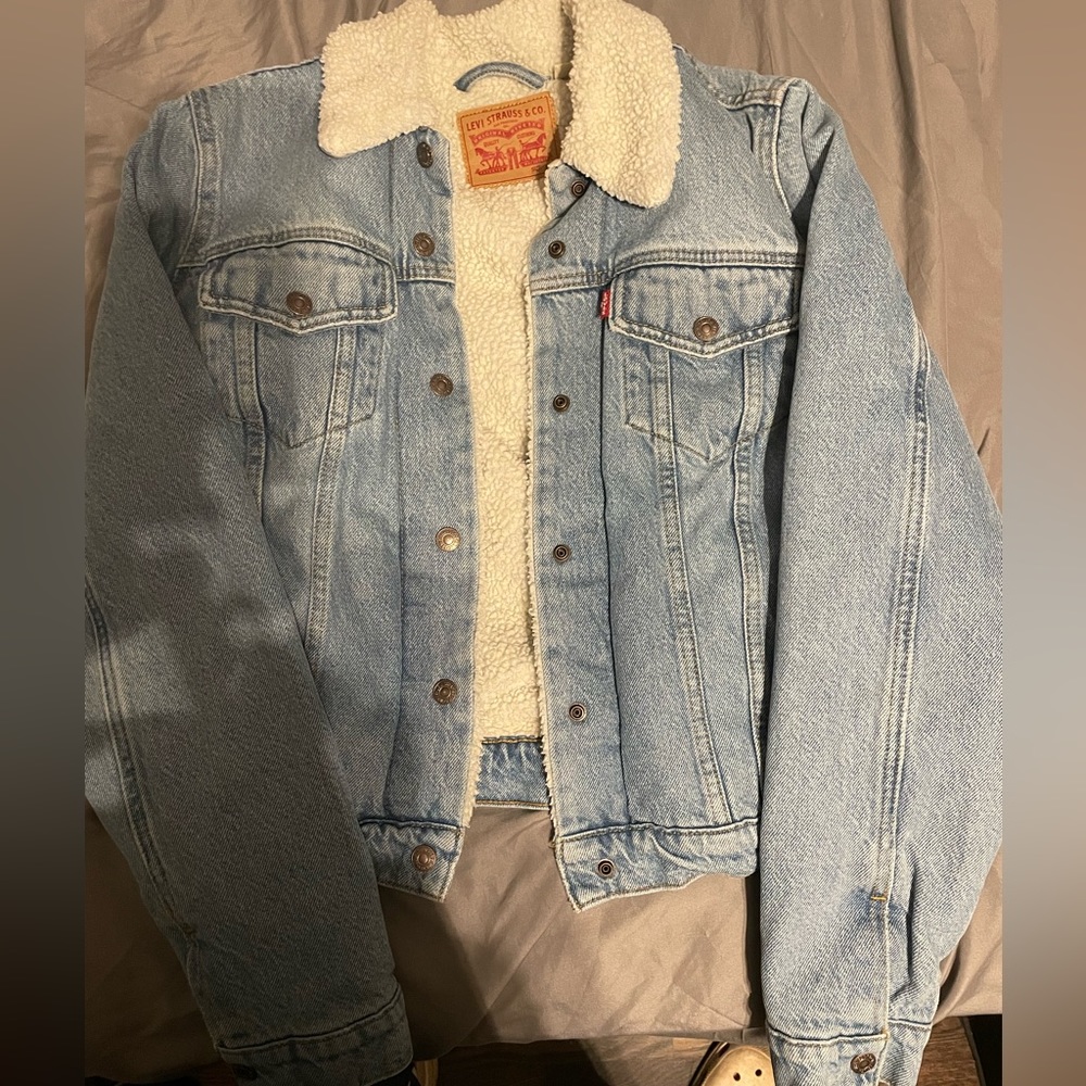 Levi’s fleece lined jean jacket